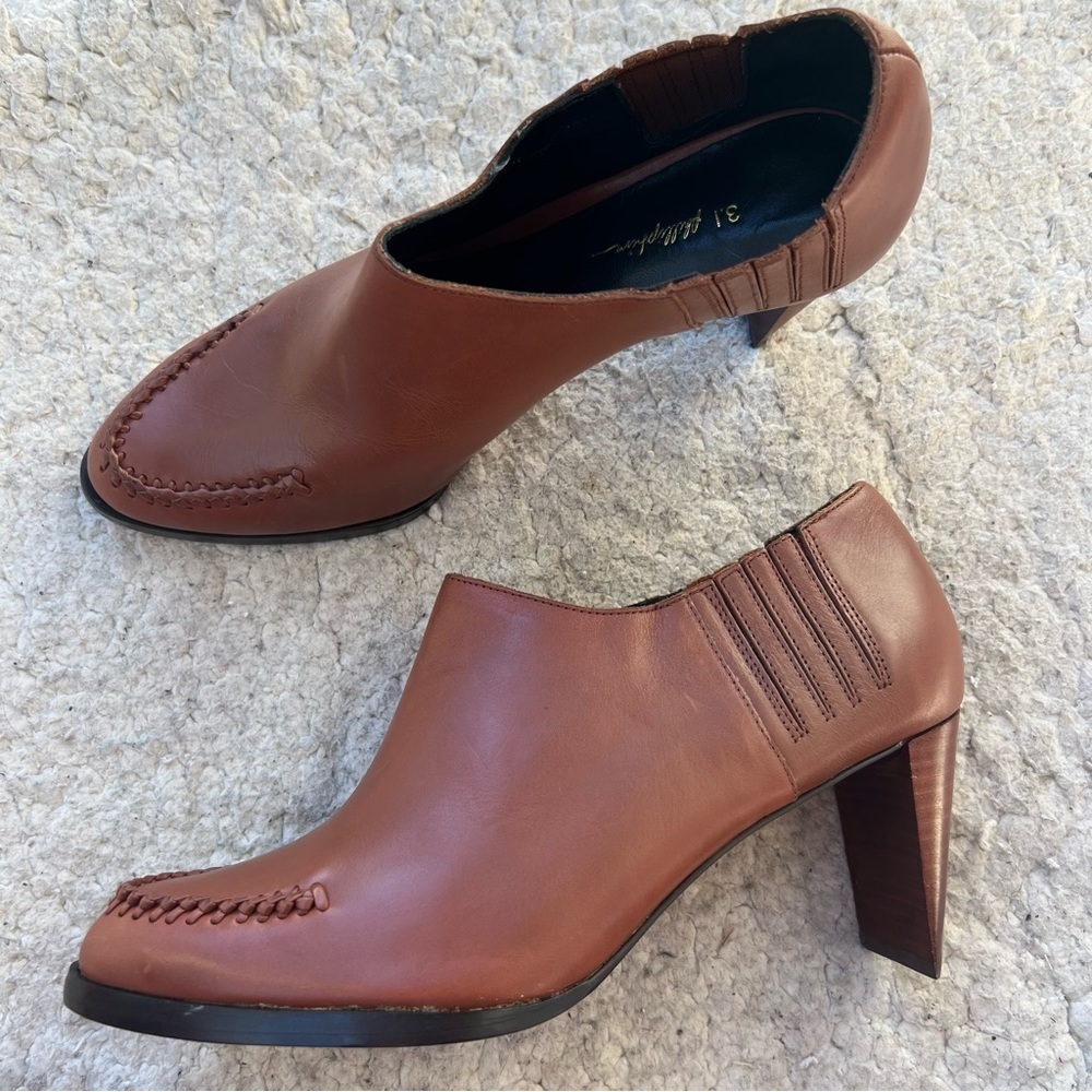 3.1 Phillip Lim 3.1 Lara Low Cut Brandy Leather Chelsea Heel Ankle Booties - Picture 14 of 14